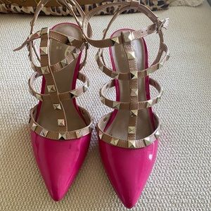 Pink stud shoes